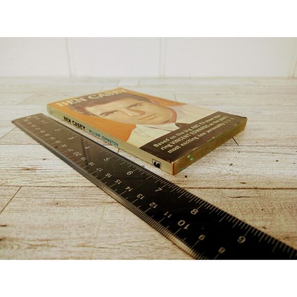 Vtg 1962 - Ben Casey - TV Tie In Paperback Book - William Johnston - Picture 4 of 13